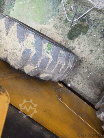 Wheel loader CATERPILLAR 226D3 Lader mit Schwergutschaufel