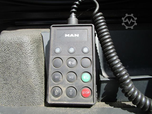 Standard tractor unit MAN TGX 18.440 BL *2xKLIMA+2 Liegen+EEV*
