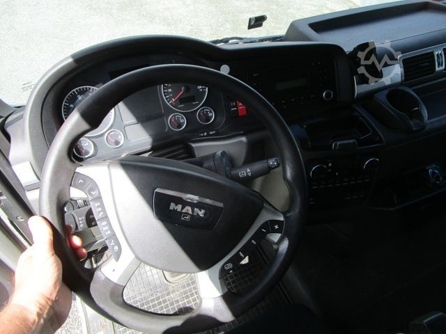 Standard tractor unit MAN TGX 18.440 BL *2xKLIMA+2 Liegen+EEV*