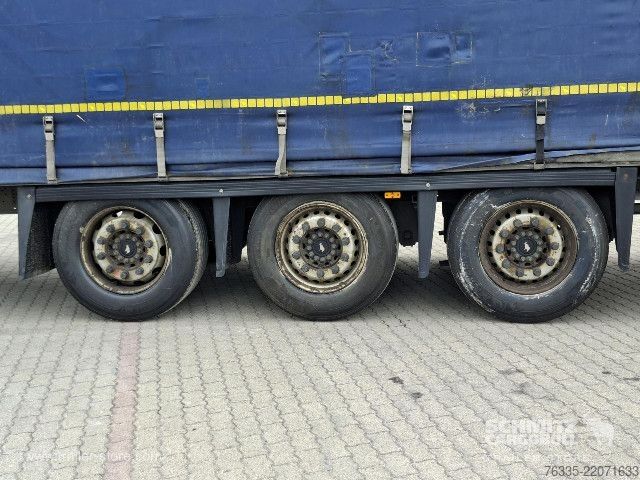 Open semitrailer with tarp Schmitz Cargobull Curtainsider Mega