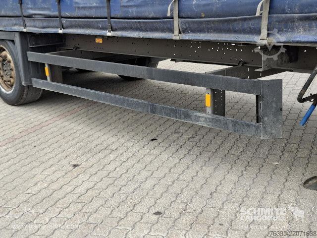 Open semitrailer with tarp Schmitz Cargobull Curtainsider Mega