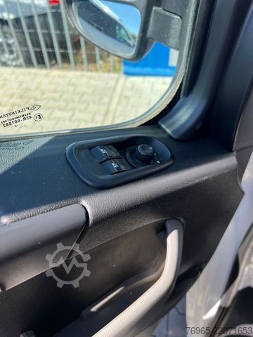 Pick-up van RENAULT Master III DoKa Pritsche KLIMA L3H1 3,5T
