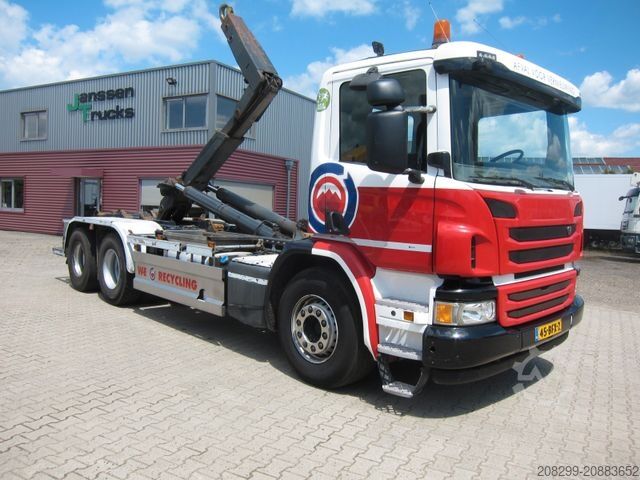 Roll-off tipper truck SCANIA P410 CB6X2 HSA Hyva 22T Haken Liftachse