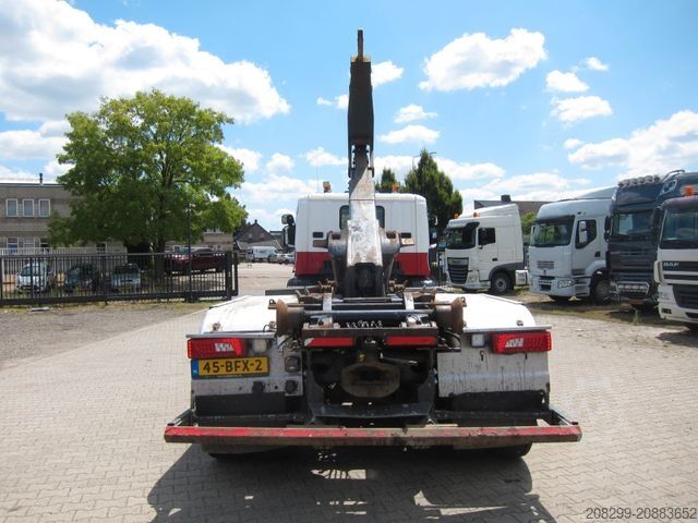 Roll-off tipper truck SCANIA P410 CB6X2 HSA Hyva 22T Haken Liftachse