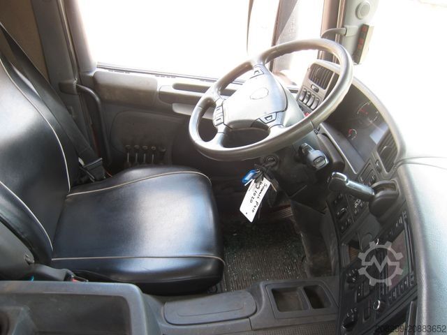 Roll-off tipper truck SCANIA P410 CB6X2 HSA Hyva 22T Haken Liftachse