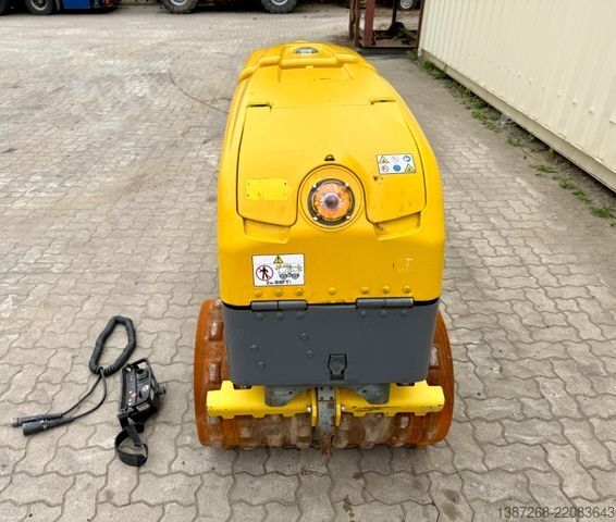 Single drum roller WACKER Neuson RT82-SC3 / 2015 BJ / 516 H / Remote