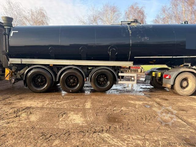 Tankauflieger D-TEC Vlastuin / DETC Gülle, Börger Pumpe