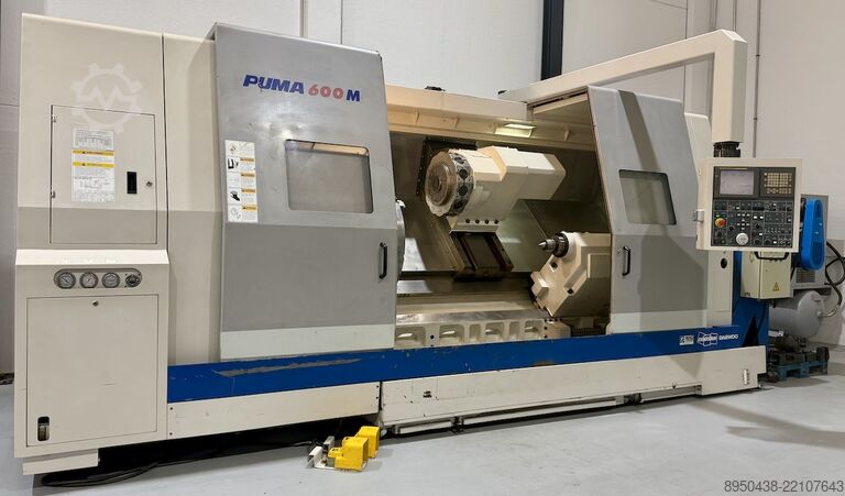 CNC turning and milling center DOOSAN Puma 600M