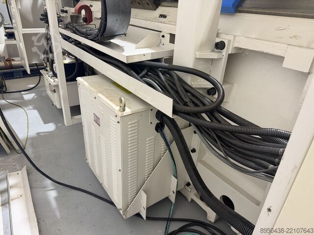 CNC turning and milling center DOOSAN Puma 600M