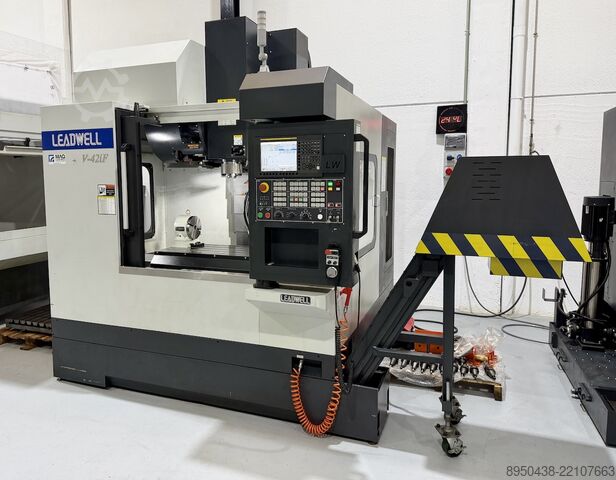 Vertical machining center LEADWELL V42iF