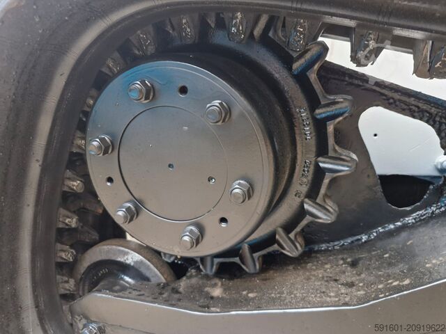 Compact tractor BOBCAT T300