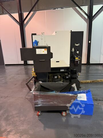 CNC lathe Hyundai Wia HD2200