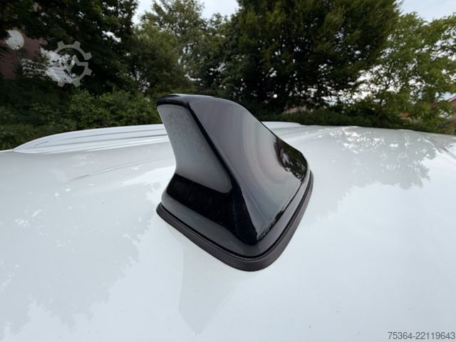 Van KIA Soul e-Soul DynamicLine 64 kWh LED Navi Kamera