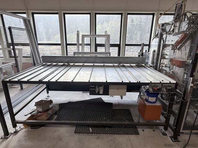 Elumatec PVC profile processing center. ELUMATEC SBZ 608