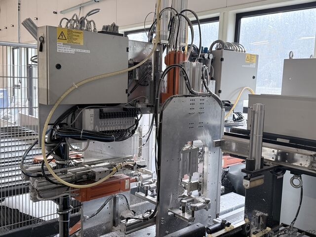 Elumatec PVC profile processing center. ELUMATEC SBZ 608