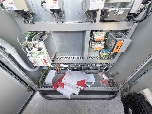 Elumatec PVC profile processing center. ELUMATEC SBZ 608