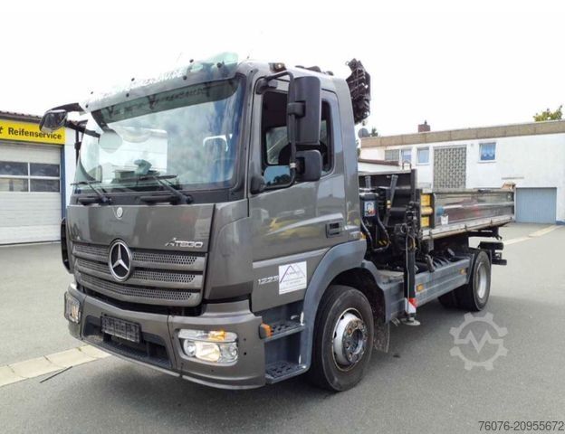 Three-sided tipper truck MERCEDES-BENZ Atego MB 1223 K Kran Hiab 077B-2 HIDUO Funk AHK