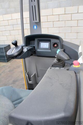 Reach truck Jungheinrich ETV 216 941 DZ