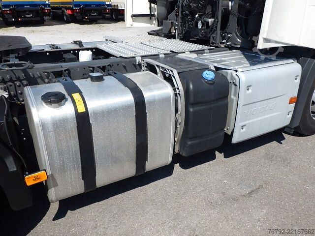 Standard tractor unit VOLVO FH 500 New/Globe-XL/I-Pak Cool/I-Save/2xTank/VEB