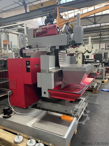 Universal- Fräs- und Bohrmaschine Kunzmann WF 7/3 TNC 124