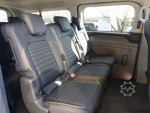 Kleinbus FORD Transit Custom L2 Trail 4x4 Kombi AHK Matrix 360