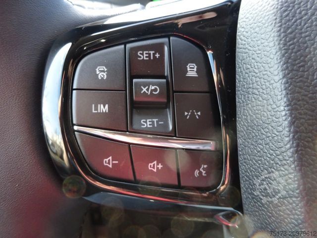 Kleinbus FORD Transit Custom L2 Trail 4x4 Kombi AHK Matrix 360