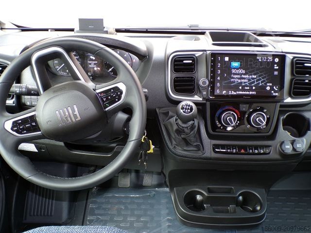 Alcove camper WEINSBERG CaraHome 600 DKG