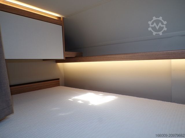 Alcove camper WEINSBERG CaraHome 600 DKG