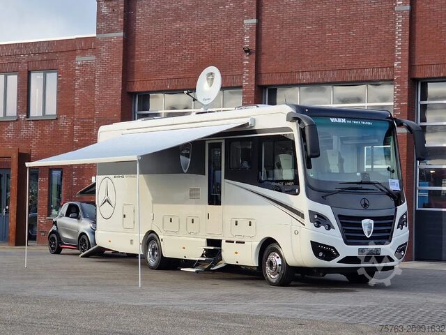 Integral Mercedes-Benz Morelo Palace Liner 97 GO Slide-Out 300pk Slide...