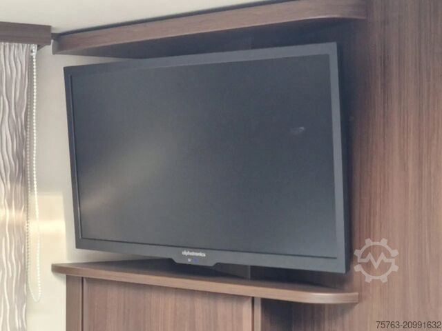 Integral Mercedes-Benz Morelo Palace Liner 97 GO Slide-Out 300pk Slide...