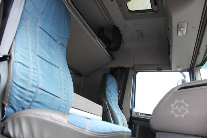 Standard tractor unit Daf XF  530 E6 Retarder Kipp-Hydraulik  NUR 249TKm