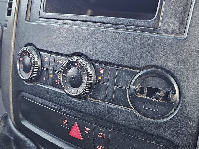 High-roof van VOLKSWAGEN CRAFTER 2.0 L1H1 Airco