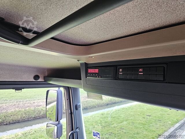 Suitcase M.A.N. 15.330 TGM