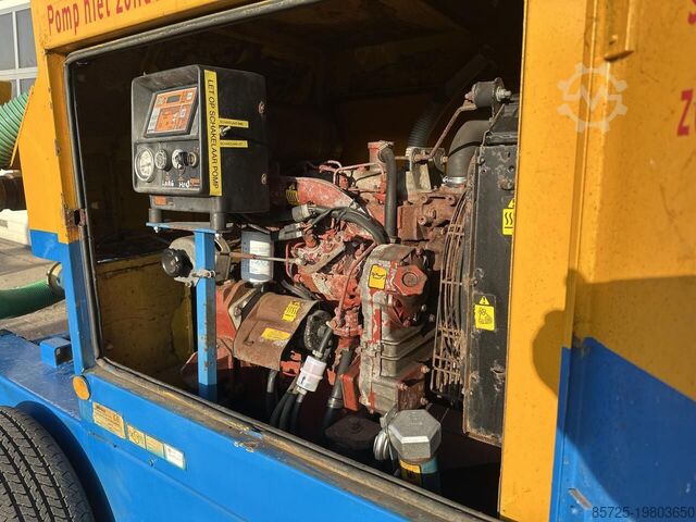 Pump  Waterpomp met diesel motor - Gebruikt