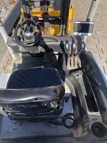 Electric - 3 wheels Still RX20-14C