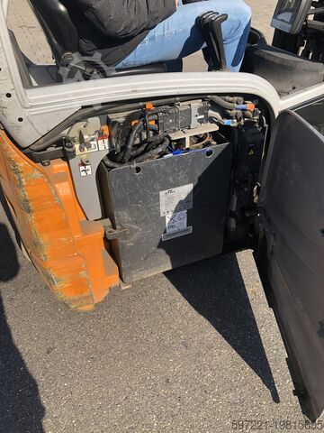 Electric - 3 wheels Still RX20-14C