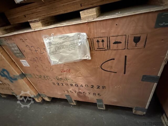 Unbenutzte Flanschschieber (13 Stück) Neway 3" - 8" CL150 - 600