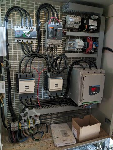 Komplettes Sägewerk MANITOU 3 t, Allradantrieb GILLET REYNEPONT MEM 