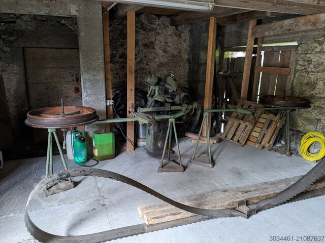 Komplettes Sägewerk MANITOU 3 t, Allradantrieb GILLET REYNEPONT MEM 