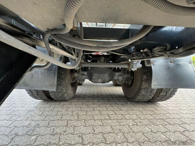 Autokran RENAULT Premium Lander 310.26 6x4 Kipper /Kran