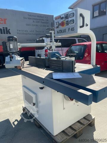 Swivel spindle milling machine Kölle F45
