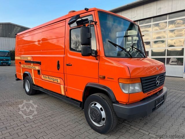 Vacuum tank truck MERCEDES-BENZ Vario 818D Kanalreiniger Rockstroh Drain Jet 100