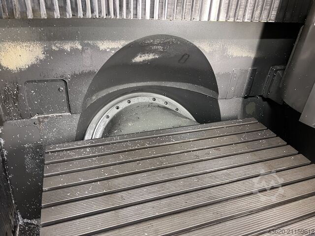 Universal Doppel Bearbeitungszentrum DMG DMU 70VL