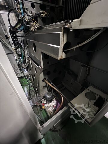Universal Doppel Bearbeitungszentrum DMG DMU 70VL