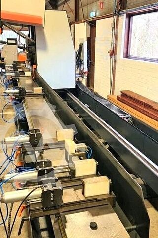 Stabbearbeitungszentrum ELUMATEC SBZ 130/01