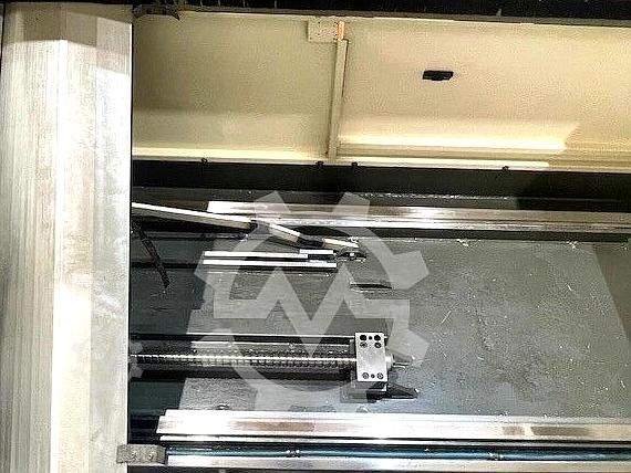 Vertikales Bearbeitungszentrum HEDELIUS CB 80 / 3200