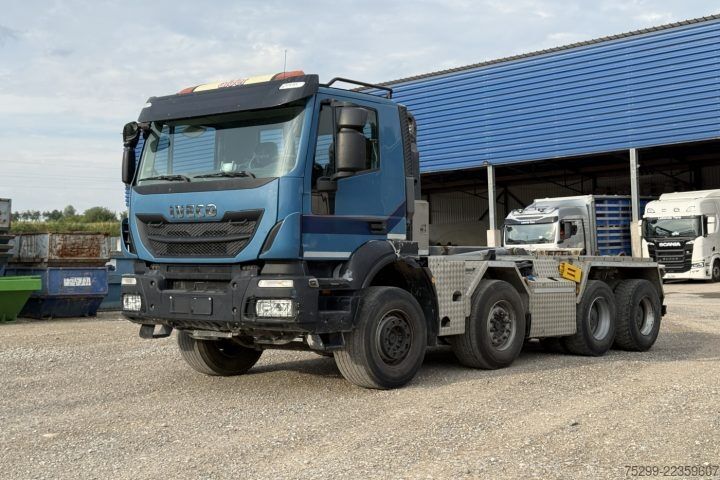 Roll-off tipper truck Iveco 340T45 8x4 Trösch / Swiss-Vehicle