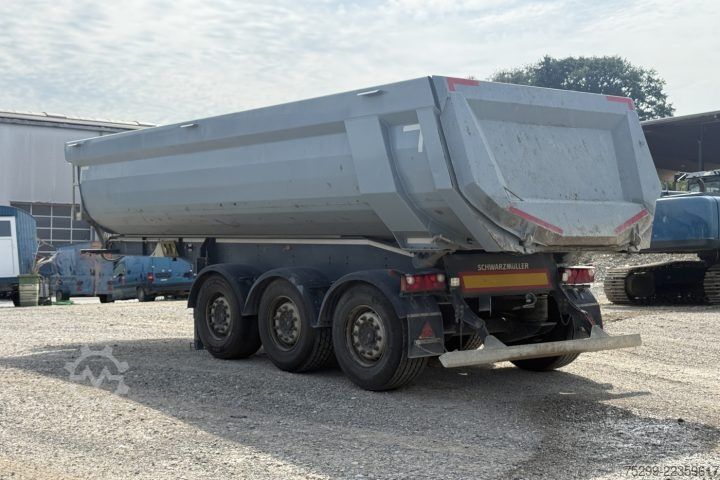 Kipper Auflieger Schwarzmüller SPA 3/E Kipper / Swiss-Vehicle