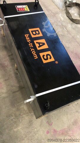 Magnetplatte – manuelle Reinigung B A S INDUSTRIAL SOLUTIONS AND ENG 700x400x300mm Magnetic Plate