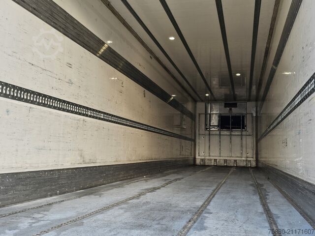 Refrigerated/frozen transport Vedecar LPRS 24 / LIFT AXLE / THERMO KING / TAIL LIFT